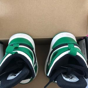 Bundle of Jordan 1 in perfect condition W. Gift